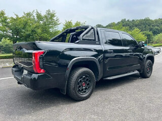 2023 Toyota Tundra CrewMax III, чёрный, 13700000 рублей, вид 4