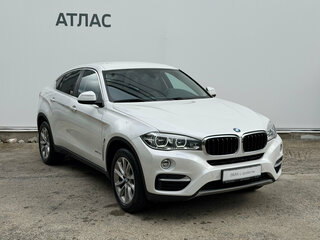 2017 BMW X6 30d II (F16), белый, 5100000 рублей, вид 3