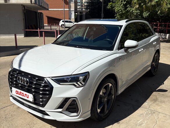 2022 Audi Q3 35 TFSI II (F3), белый, 3250000 рублей