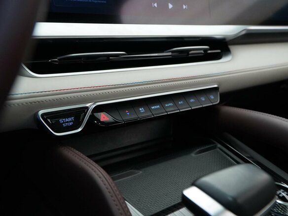 2023 Geely Monjaro I, белый, 3178444 рублей - вид 18