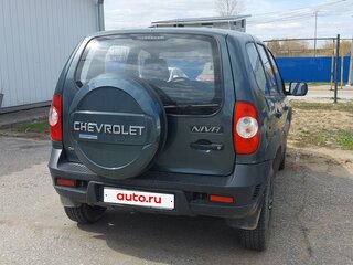 2014 Chevrolet Niva I Рестайлинг, зелёный, 620000 рублей, вид 2