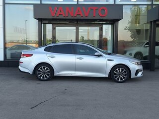 2018 Kia Optima IV Рестайлинг, серебристый, 2099000 рублей, вид 3