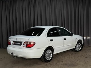 2006 Nissan Almera II (N16) Рестайлинг, белый, 299999 рублей, вид 4