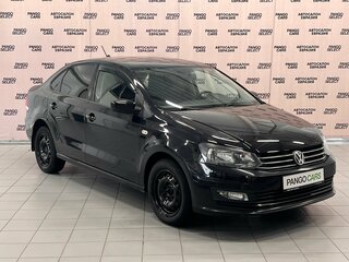 2017 Volkswagen Polo V Рестайлинг, чёрный, 879000 рублей, вид 3