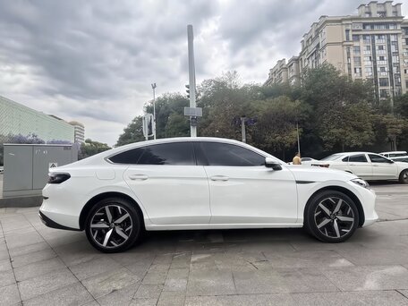 2023 Volkswagen Lamando L II, белый, 1780000 рублей, вид 4