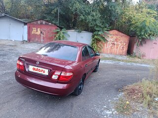 2004 Nissan Almera II (N16) Рестайлинг, красный, 300000 рублей, вид 3