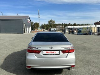 2015 Toyota Camry VII (XV50) Рестайлинг, серый, 1700000 рублей, вид 5