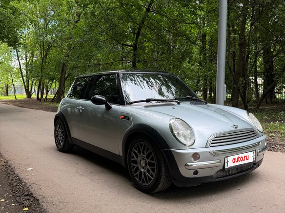 2002 Mini Hatch Cooper I (R50), серый, 600000 рублей - вид 6