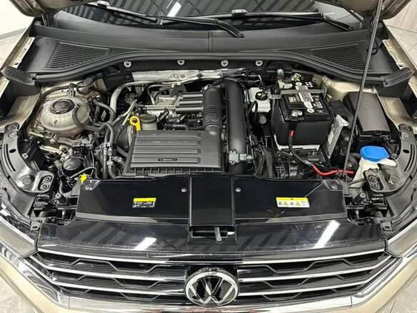 2023 Volkswagen T-Roc I (China Market), бежевый, 1350000 рублей - вид 11