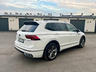 2022 Volkswagen Tiguan II Рестайлинг, белый, 3350000 рублей, вид 5