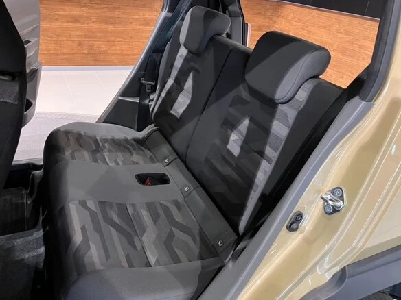 2023 Daihatsu Taft II, бежевый, 890000 рублей - вид 19