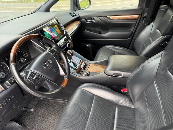 2017 Toyota Alphard III, чёрный - вид 4