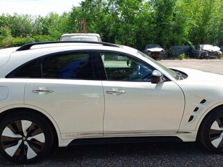 2014 Infiniti QX70, белый, 1900000 рублей, вид 3
