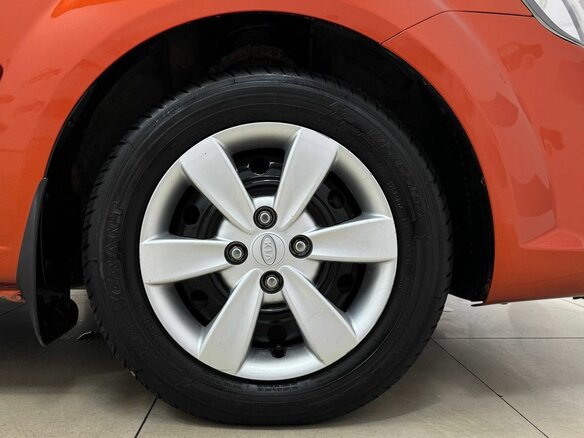 2010 Kia Rio II Рестайлинг, оранжевый, 775000 рублей - вид 16