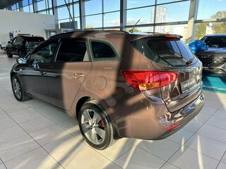 2012 Kia Ceed II, коричневый, 795000 рублей, вид 4