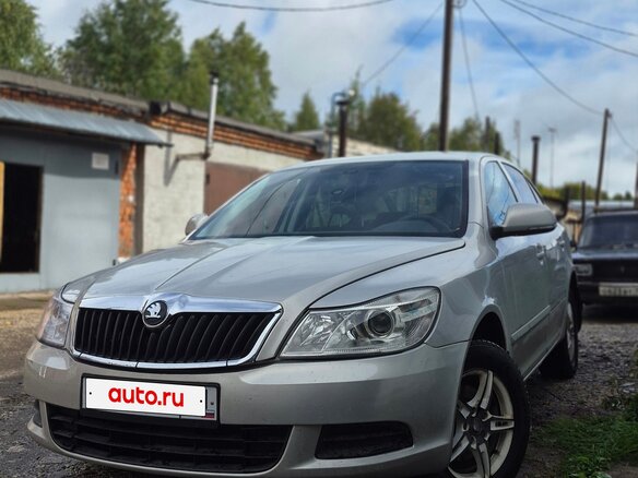 2013 Skoda Octavia II (A5) Рестайлинг, серебристый, 650000 рублей