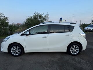 2014 Toyota Verso I Рестайлинг, белый, 1400000 рублей, вид 1