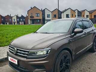 2017 Volkswagen Tiguan II, коричневый, 1850000 рублей, вид 1