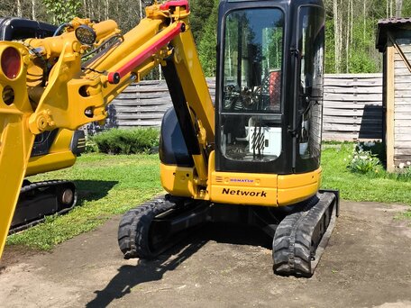 2015 Komatsu PC38, жёлтый, 3500000 рублей, вид 2