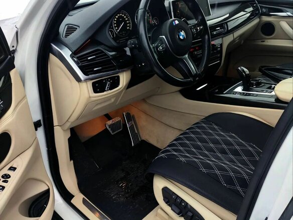 2013 BMW X5 50i III (F15), белый, 3490000 рублей - вид 16