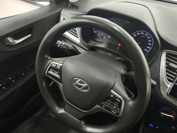 2019 Hyundai Solaris II, белый, 1189000 рублей - вид 14