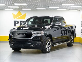 2022 Ram 1500 Crew Cab V, чёрный, 8499000 рублей, вид 1