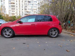 2010 Volkswagen Golf VI, красный, 700000 рублей, вид 5