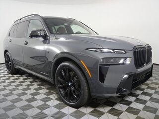 2026 BMW X7 M60i I (G07) Рестайлинг, серый, 21951358 рублей, вид 1