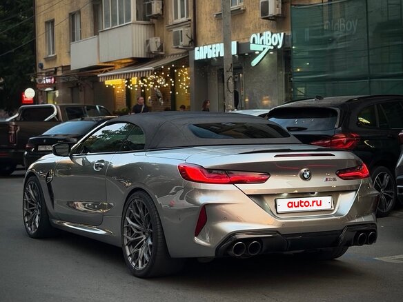 2020 BMW M8 I (F91/F92/F93), серебристый, 12500000 рублей - вид 5