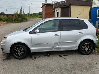 2008 Volkswagen Polo IV Рестайлинг, серебристый, 300000 рублей, вид 3