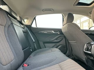 2023 FAW Bestune B70 I, чёрный, 1700000 рублей, вид 4
