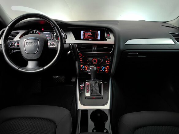 2011 Audi A4 IV (B8), красный, 909000 рублей - вид 5