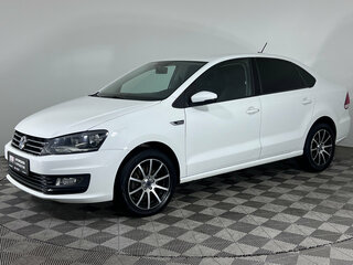 2018 Volkswagen Polo V Рестайлинг, белый, 995000 рублей, вид 1