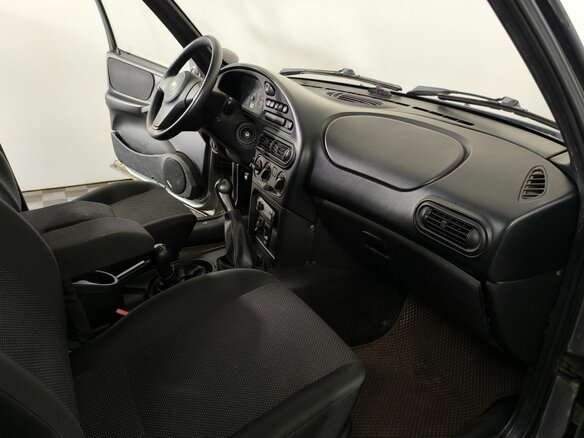 2015 Chevrolet Niva I Рестайлинг, серый, 570000 рублей - вид 9