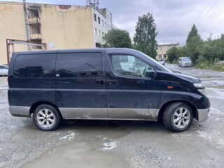 2002 Nissan Elgrand II (E51), чёрный, 1050000 рублей, вид 3