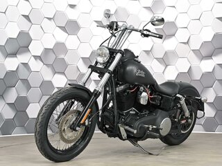 2016 Harley-Davidson Street Bob, чёрный, 879000 рублей, вид 2