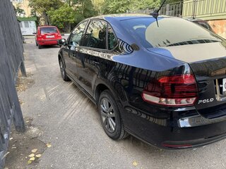 2019 Volkswagen Polo V Рестайлинг, чёрный, 1800000 рублей, вид 2