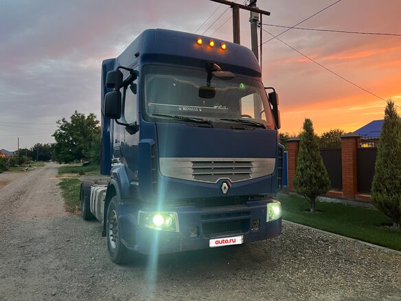 2009 Renault Premium, синий, 1500000 рублей