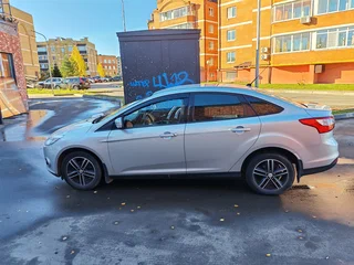 2014 Ford Focus III, серебристый, 650000 рублей, вид 2