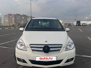 2011 Mercedes-Benz B-Класс 180 I (W245) Рестайлинг, белый, 700000 рублей, вид 2