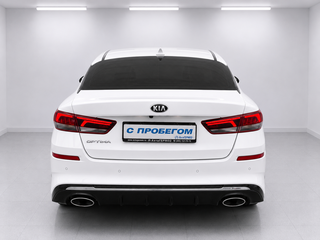 2019 Kia Optima IV Рестайлинг, белый, 1535000 рублей, вид 3