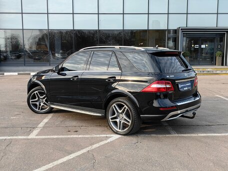 2015 Mercedes-Benz M-Класс 300 III (W166), чёрный, 2685000 рублей, вид 2