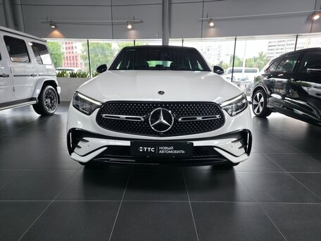 2025 Mercedes-Benz GLC Coupe 260 II (C254), белый, 7750000 рублей, вид 2