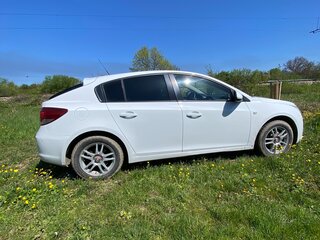 2012 Chevrolet Cruze I, белый, 750000 рублей, вид 3