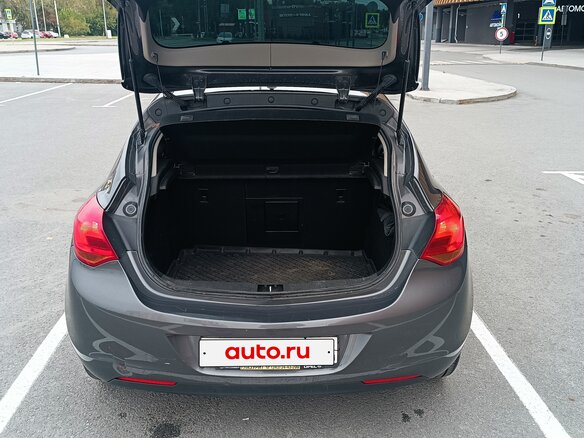 2011 Opel Astra J, серый, 605000 рублей - вид 9