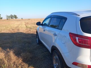2011 Kia Sportage III, белый, 1000000 рублей, вид 5