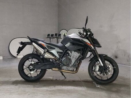 2018 KTM 790 Duke, серый, 677000 рублей, вид 2
