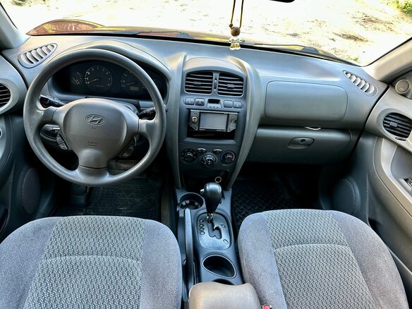 2002 Hyundai Santa Fe I, красный, 600000 рублей - вид 8
