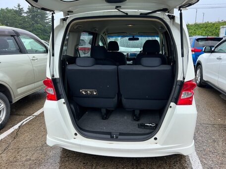 2016 Honda Freed I Рестайлинг 2, белый, 930000 рублей, вид 5