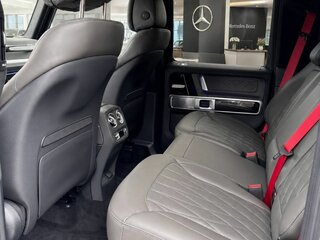 2026 Mercedes-Benz G-Класс 450 d III (W465) Рестайлинг, серебристый, 26460000 рублей, вид 4
